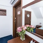 Marina Hotel