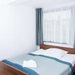 Marina Hotel