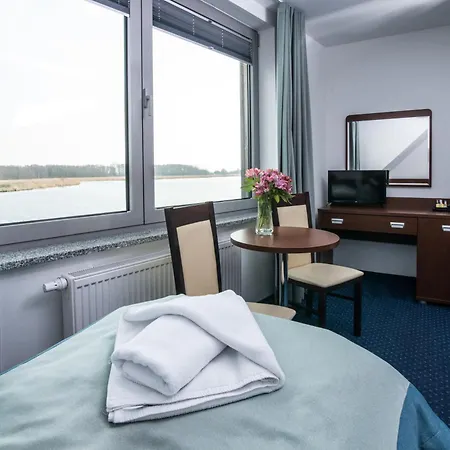 Marina Hotel