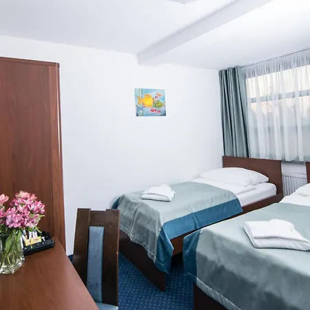 Otel Marina *