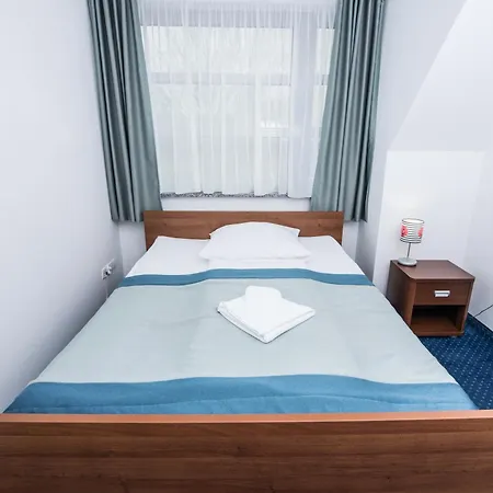 Otel Marina *