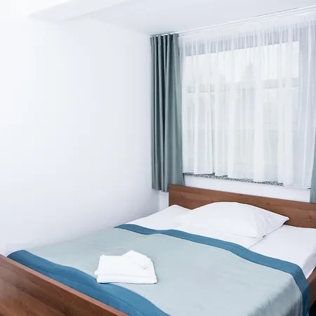 Marina Hotel